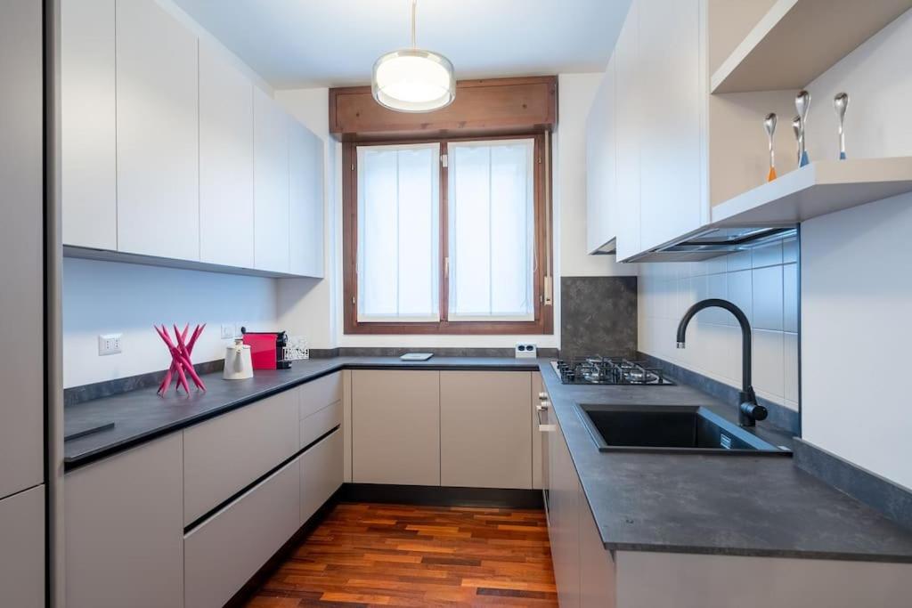 Duomo-PortaromanaXxl Home Terrace & Free Parking Μιλάνο Εξωτερικό φωτογραφία